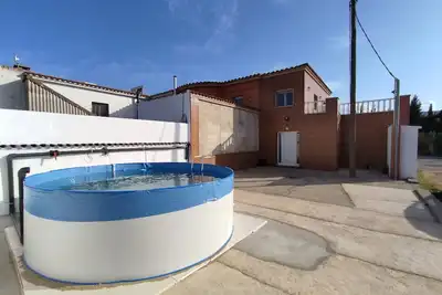 Image de Maison de vacances 'Casa Laurel' avec vue sur la montagne, piscine privée et Wi-Fi