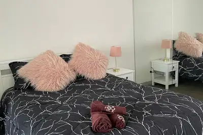 Image de Apt. in Melbourne Cbd with Great Balcony View; near Tram Stop & Train Stations