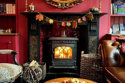 Arts and Crafts Cotswold stone house in the centre of Winchcombe