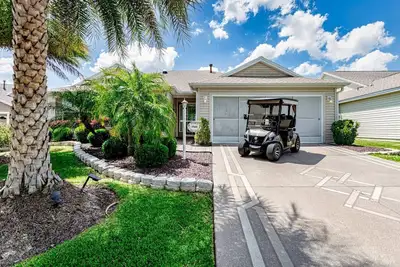 Image de Across from the World Renowned Nancy Lopez Legacy Golf & Country Club