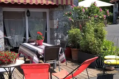 Image de Gite de charme au Pays Basque intérieur pour 2 personnes amoureux de la nature
