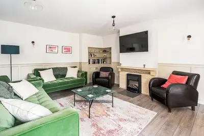 Image de Countryside Cottages with access to pool & spa near Bath