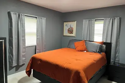 Image de 3-bedroom house in charming Cedar Falls with WiFi, Ac. Enjoy your stay