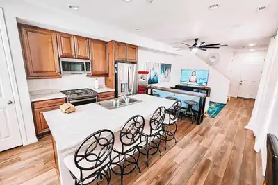Image de Pet Friendly New Townhome Near Everything! \n\n