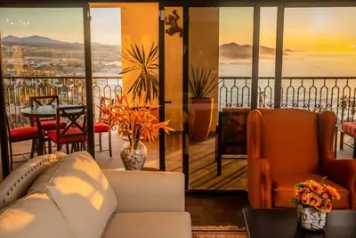 Image de Stunning 3 Bedroom Villa condo-style Ocen View, Private Chef & Butler Service