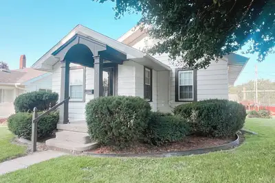 Image de Charming 2 bedroom one bath home close to Highland Park!