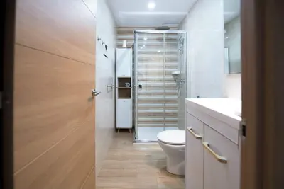 Image de New Apartment Close To The Beach Next To The Super