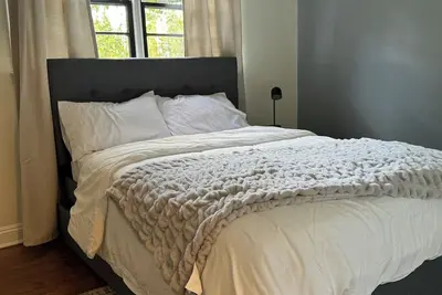 Image de Modern Stay on Green Valley - 2. 5 mi to downtown Greensboro