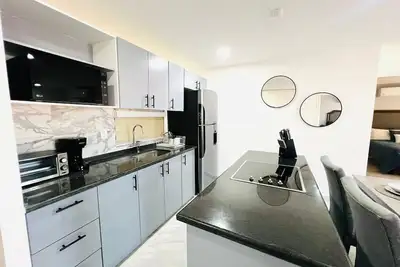 Image de Artistic and Unique 2 bedrooms 2 bathrooms in Centro Cabo