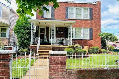 Image de Charming 2-bedroom house in enchanting Niagara Falls Ny with Ac, WiFi