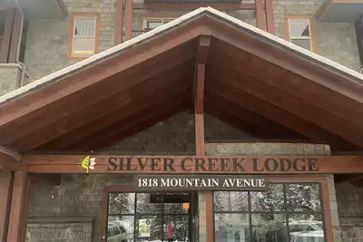 Image de This property is registered as short vacation rental with the city of Canmore