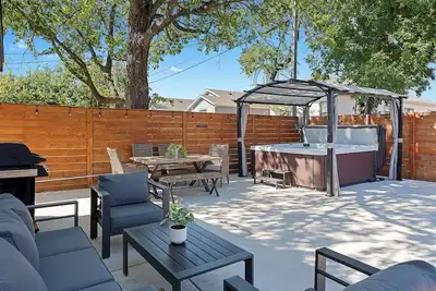 Image de Spacious 5Bdr/5Bath in Downtown Fw Stockyards Tcu