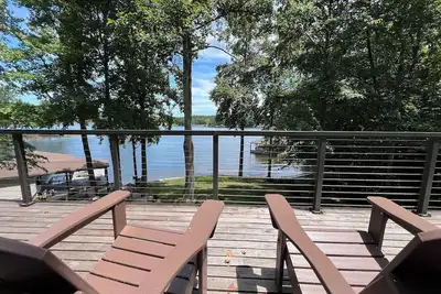 Image de Lake House Retreat with beautiful views & WiFi