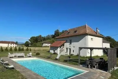 Image de Gîte le clos Margherite. 14 personnes piscine