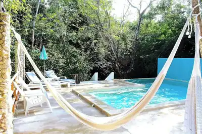 Image de Poolside Suite -at- Your Happy Place! \n\n