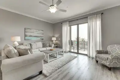 Image de Downtown Bay St Louis Condo - Walk to Beach!