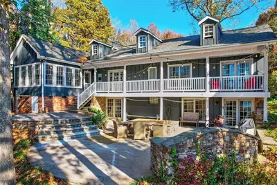 Image de Cozy Lakefront Home w/ Firepit & Covered Dock