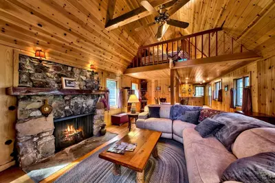 Image de Cedar Flat - Views of the Lake!