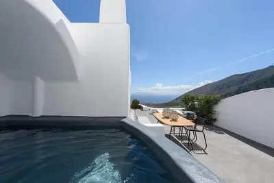 Image de Glorious Santorini Villa | Villa Nymphadora | 2 Bedrooms | Children Older than 12y are Allowed | Breathtaking Sea Views | Outdoor Dining Area | Furnished Sun Terrace | Private Outdoor Heated Plunge Pool | Pyrgos