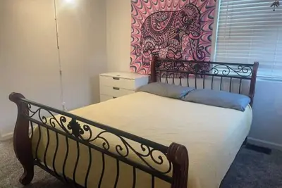 Image de 3br/3ba Golf Gem Near Marina\n