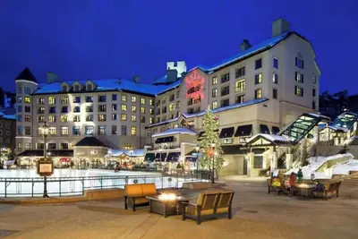 Image de Luxury Hyatt 2br residence in Bc Village - ski in/out, pool, spa, dining & more!