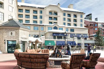 Image de Luxury ski in/ski out Hyatt 3br residence in heart of Bc Village w/ pool & spa!
