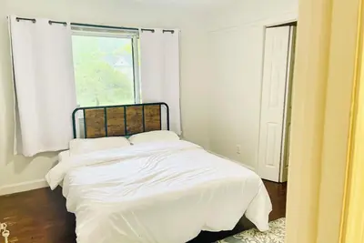 Image de Central longterm hostel in Greensboro with WiFi, Ac