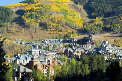 Image de Comfortable 2br ski in/ski out condo in Bc Village w/ shared hot tub & parking!