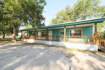Image de Lake views in family sized cabin for up to 9!