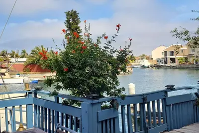 Image de Beautiful 4-Bedroom Waterfront Home with WiFi  in Huntington Beach