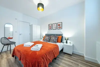 Image de Modern 2 bed flat in Potters Bar Free Parking