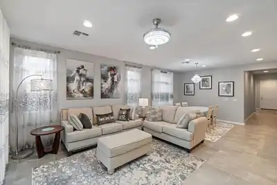 Image de Central Casa Grande Home in Quiet Neighborhood