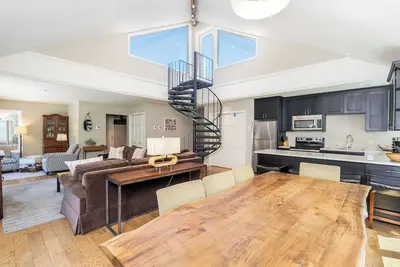 Image de Amazing Top Floor Ghostrider