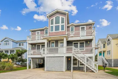 Image de 1620 - Triple 7, an 8-bed 5. 5-bath Corolla Nc, private pool, hot tub, game room