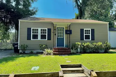 Image de Charming 2-bedroom cottage with WiFi and Ac in enchanting Beaufort