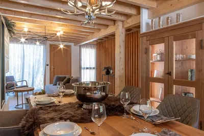 Image de Chalet cosy 8-10 pers, cheminée, parking, wifi