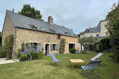 Image de Maison familiale de charme à proximité des commerces et des plages de St Malo