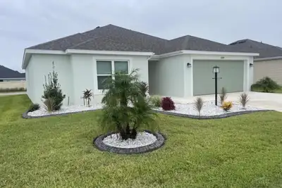 Image de Experience Vibrant Living at Villages of Richmond