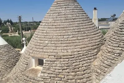Image de Avenue of the Sun - the Trullo