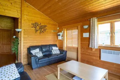 Image de Pochard Lodge | Lakeside | Fishing | Parking | Pass The Keys
