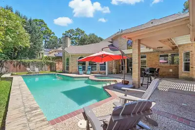 Image de The Dapper Texan - Heated Pool, Spa & Game Room