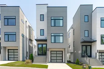 Image de Modern 4-bedroom house Downtown Raleigh Skyline Views