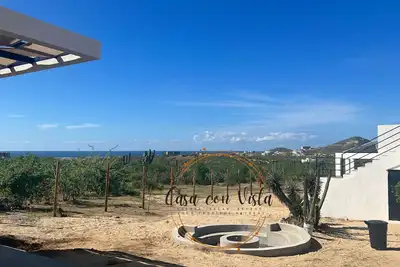 Image de Solar-Powered Oasis in Los Cerritos: 2br, 1ba