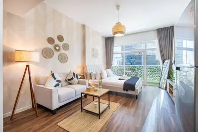Image de Calm Studio Apartment Right by the Golf Courses in Sports City
