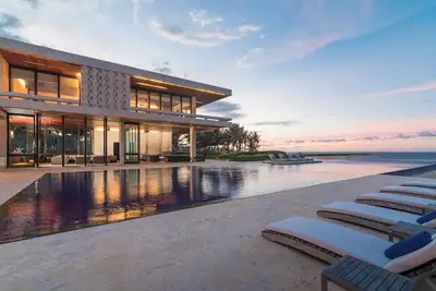 Image de The most renowned oceanfront luxury vacation retreat in Dominican Republic!