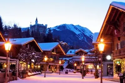 Image de Take in the beauty of this classical Alpine Gstaad chalet Near all ski stations