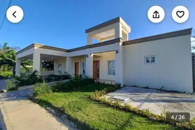 Image de 5 bedrooms house in the coastal town of Cabrera de Nagua.