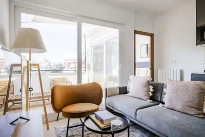 Image de Ideal Ibiza 2br w/ Doorman & A/C, nr Retiro Park, by Blueground