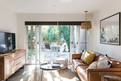 Image de 'Sunshine Beach Bungalow' ~ Beautiful Noosa Home