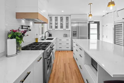 Image de Charming Urban Retreat